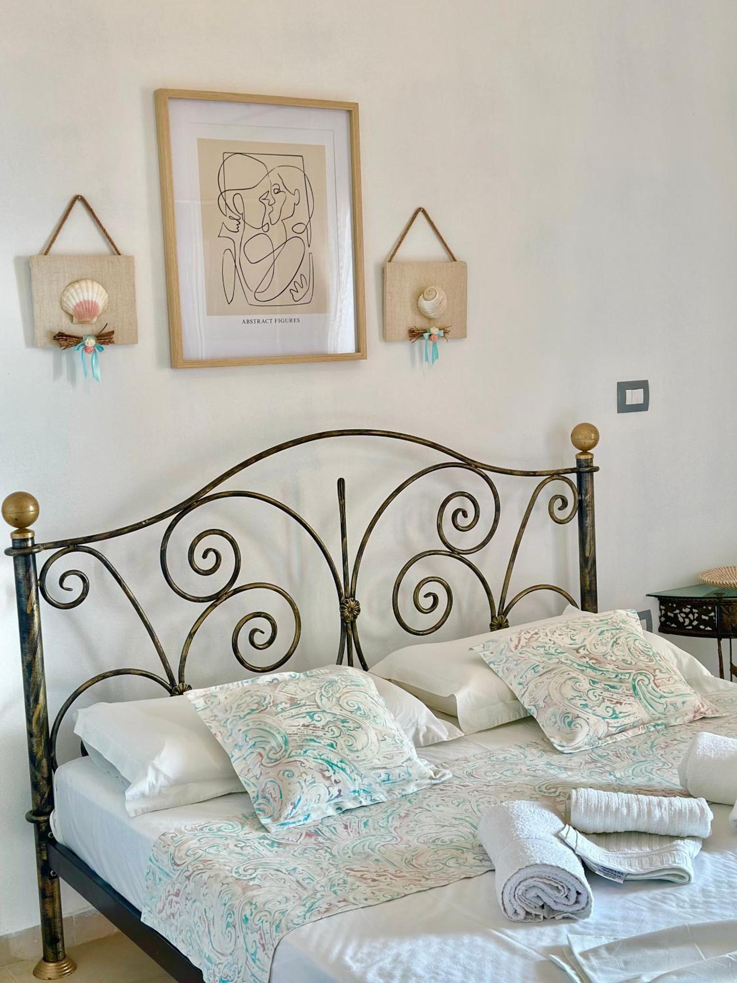Hotel Imperial Dhërmi Esterno foto